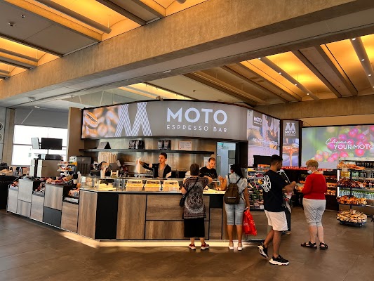 moto-cafe-gate-c